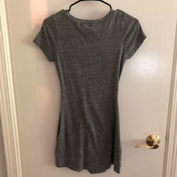 Cage cutout t-shirt dress - Picture 5 of 5